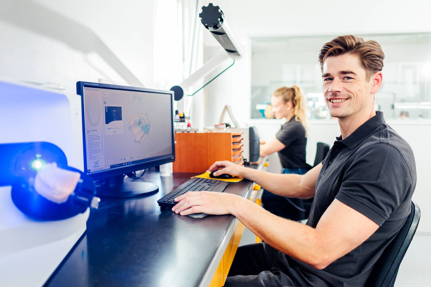 Unsere Checkliste für Ihre Übergabe und Unternehmensnachfolge im Dentallabor